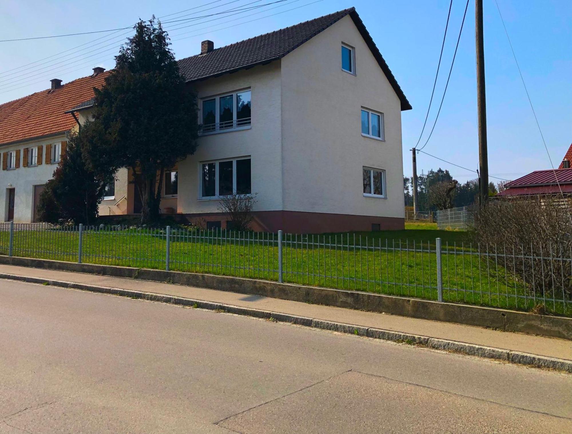 Ferienwohnungen / Ferienhaus Adelsried Ngoại thất bức ảnh
