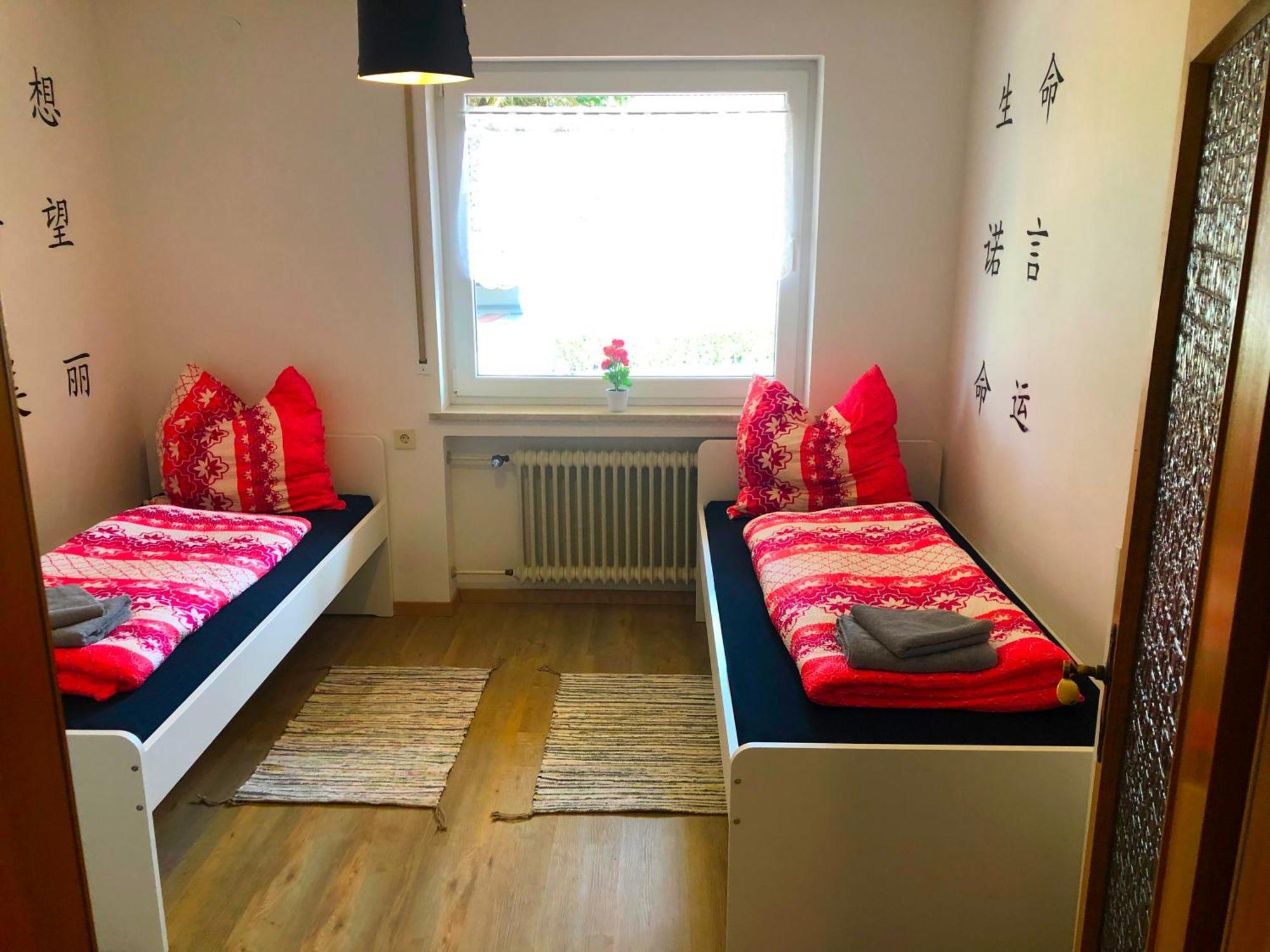 Ferienwohnungen / Ferienhaus Adelsried Ngoại thất bức ảnh