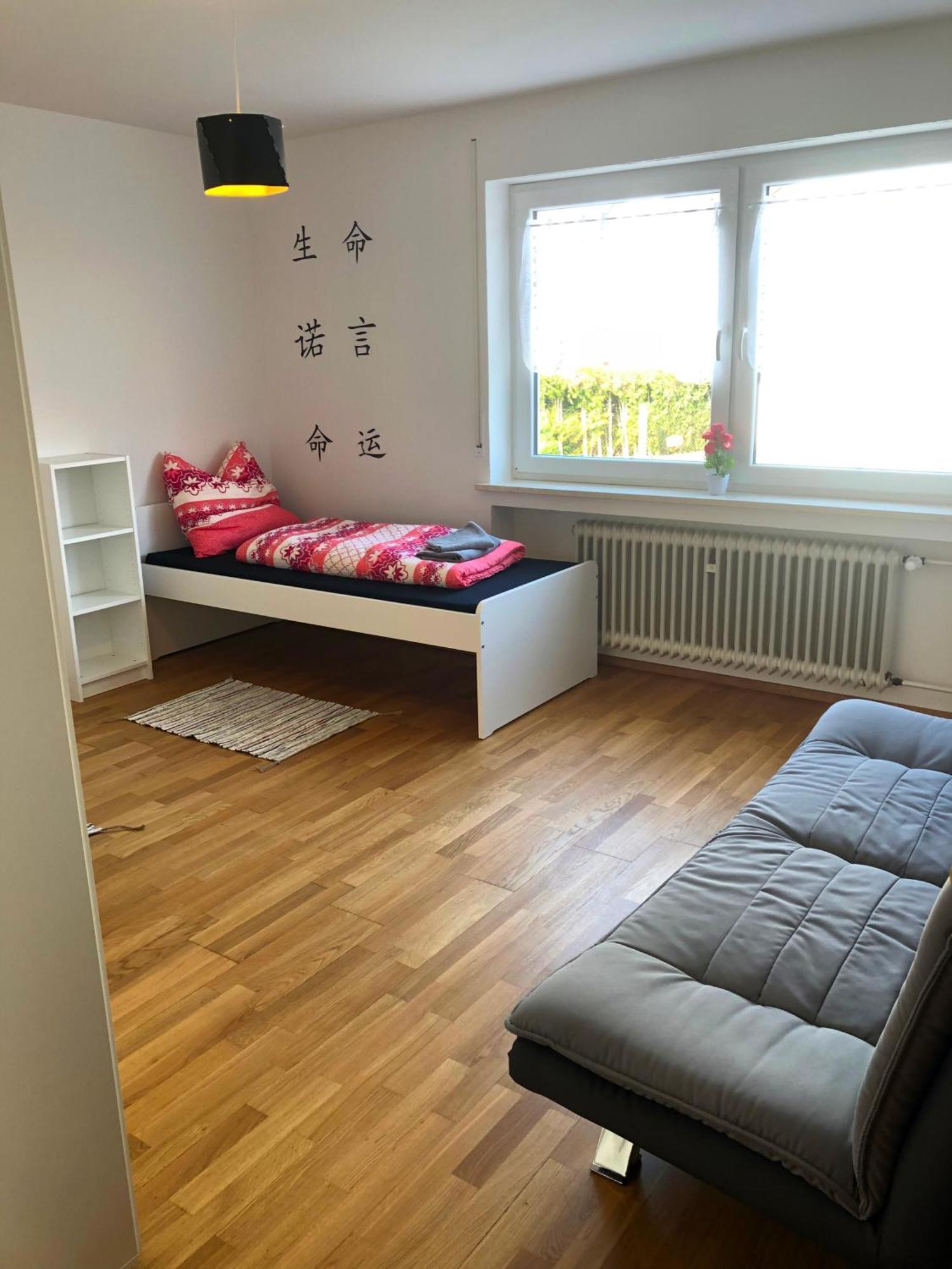 Ferienwohnungen / Ferienhaus Adelsried Ngoại thất bức ảnh
