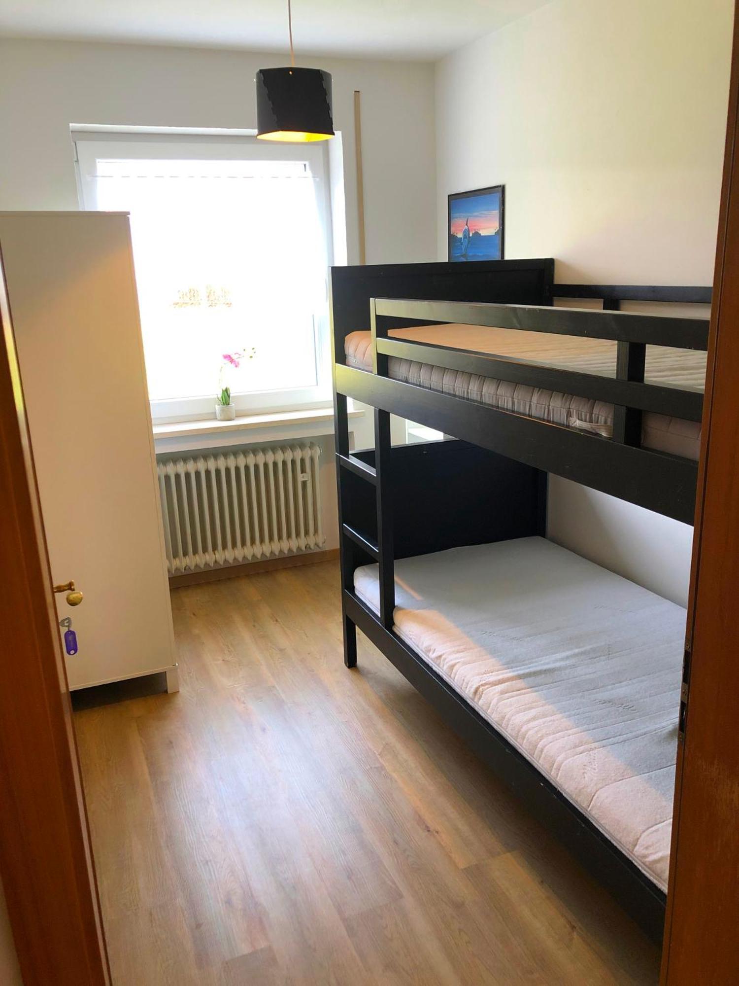 Ferienwohnungen / Ferienhaus Adelsried Ngoại thất bức ảnh