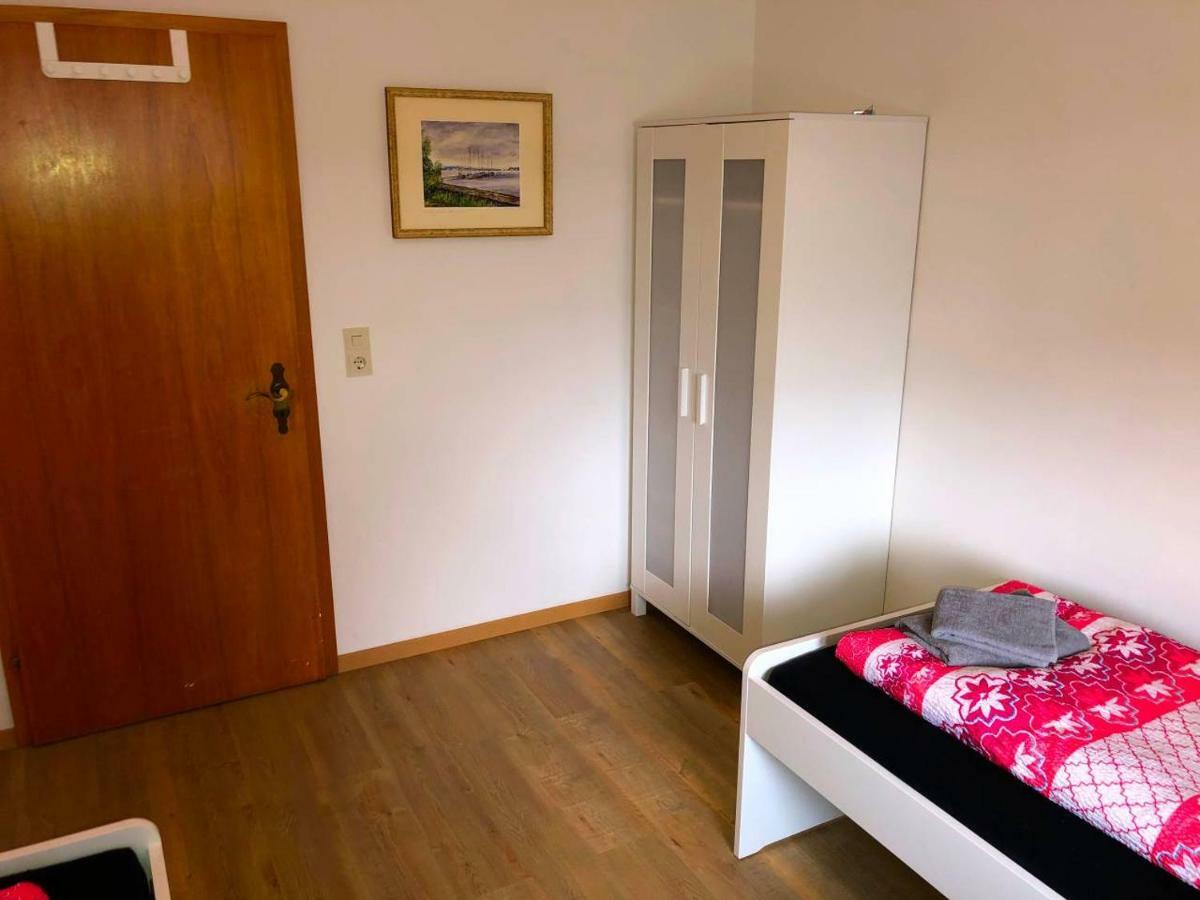Ferienwohnungen / Ferienhaus Adelsried Ngoại thất bức ảnh