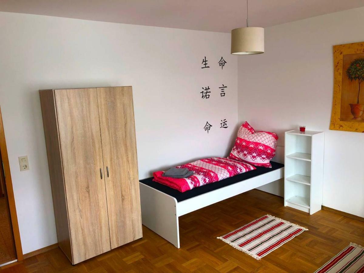 Ferienwohnungen / Ferienhaus Adelsried Ngoại thất bức ảnh